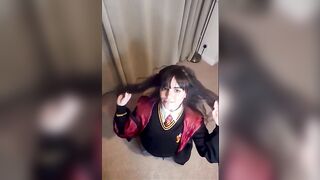 Littleleah100 Gives A Head As Hermione OnlyFans