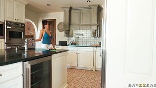 Roxie Sinner Fucks Fireman Girthmasterr OnlyFans