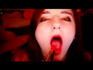 AftynRose ASMR Fun With The Tongue Video 625