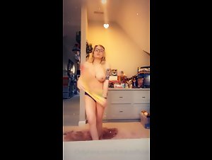 LizKatzOfficial Nude Strip Tease Video Leaked - OnlyFans