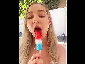 STPeach Popsicle Blowjob Outdoors Video Leaked - OnlyFans