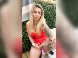 Megan Parker lifegaurd horny