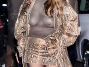 selena gomez see thru boobs public