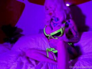 PinupPixie -CyberpunkPixie