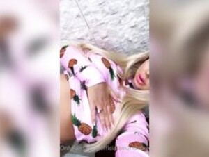Amanda Breden 46