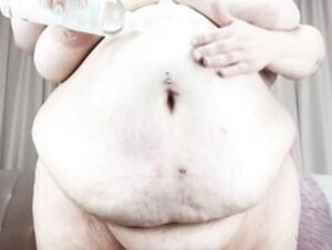 Eliza Allure Belly Fingerin