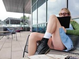 cosmickitti - The hot nerdy girl at the library is flirting with you…