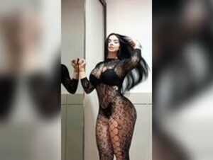 Bela Gata latina