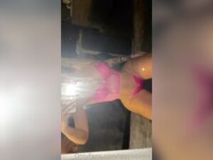 Iggy Azalea pink lingerie 1