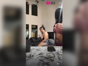 r0cca / reacaan nip slip making out with friend