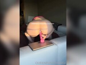 queenpussybossv