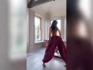 Belle Sexy Dance Leak 7