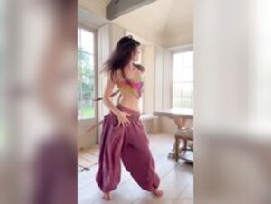 Belle Sexy Dance Leak 5