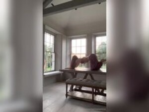 Belle Sexy Dance Leak 1