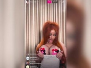 Cardi b titty play