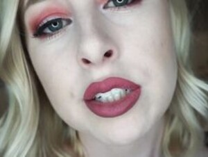 Mystie Mae - Sloppy Makeout