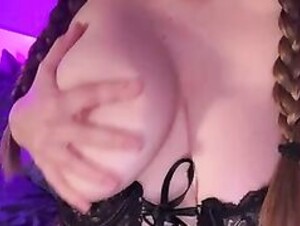 Kiko Baka Tit Tease
