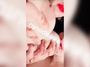 Tango live lesbian