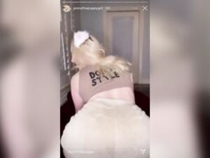 Puppy Girl Jenna Instagram Story
