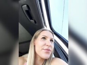 Jasminesummer- almost get caught in public