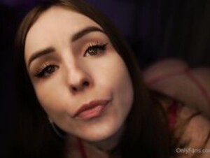 Malinkaa98 ASMR