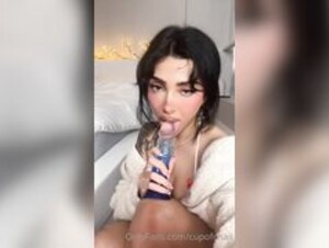 CUPOFCHAII DILDO BJ