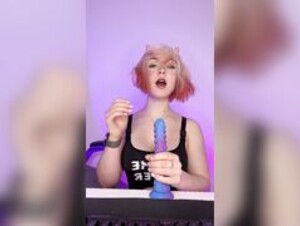 Cauzifer Dildo Blowjob