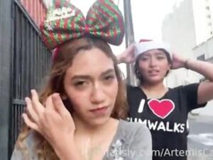 CHRISTMAS-CUMWALK-WITH-MY-GIRLFRIEND