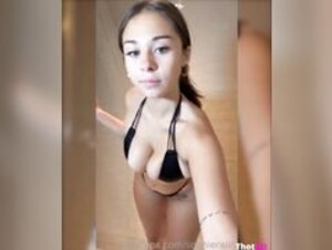 Sophie rain ass