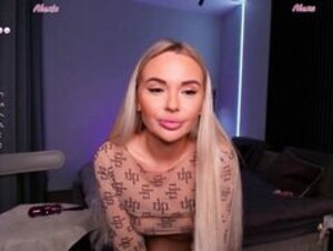 AlexisGrayX Squirting