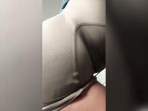 Minathehotwife at the gym ass tease