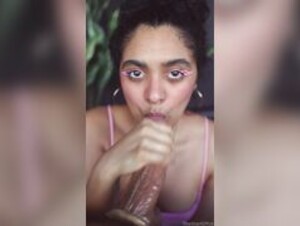 TheStartOfUs How long do you think you’d last getting your cock sucked