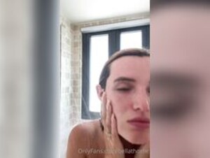 Bella Thorne shower