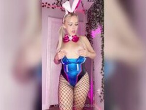 Addison Ivy D.va strip tease and pussy play