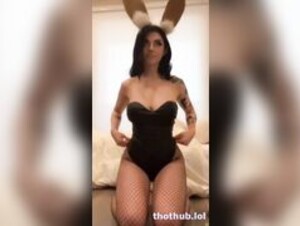 NOEMIE LILI