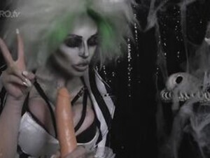 kimberleyjx beetlejoice