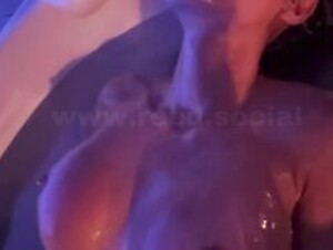 Reed solo bathtube