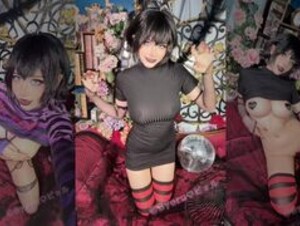 Byoru Mavis Dracula (Hotel Transylvania) cosplay