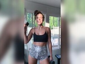 Sommer Ray workout video