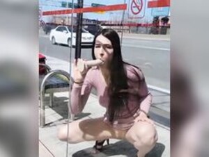 Exhibitionist girlfriend