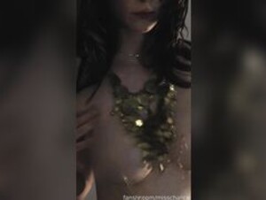 MissChalice cossplay