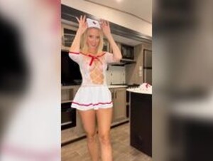 Vicki Stark Halloween Nude Try-on