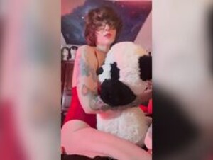 Dutiful Dolly 14