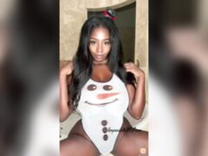Ellietheempress transparent snowman outfit showing her nipples