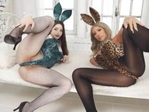 Mikomi Hokina & Nonsummerjack Bunny Girl Cosplay 2