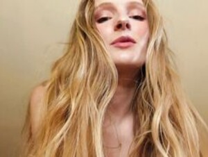 kwgirlx – First Date Fuck