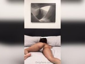 fwtina Twerking