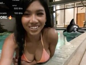 Littlemissmingle 1 hour bikini stream