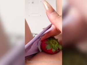 Louisa khovanski She tasted pussy for the first time