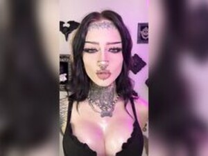 Morguekitty - tongue tease